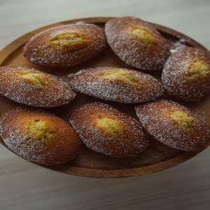 not so plain ol’ vanilla madeleines